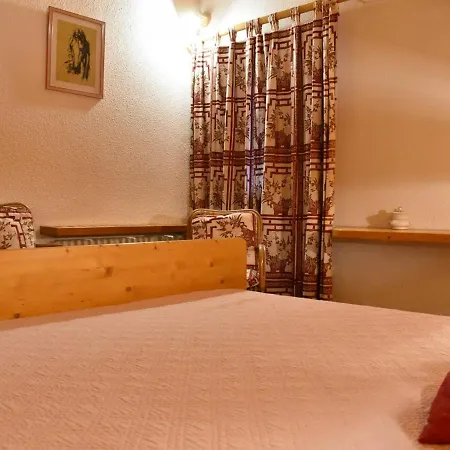 Spacieux 9p Avec Cheminee, Balcon Sud, Proche Pistes - Meribel - Fr-1-180-330 Les Allues